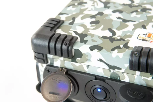 Baterka do bivaku 12V s nárazuvzdornými rohmi Baterka do bivaku 12V s nárazuvzdornými rohmi