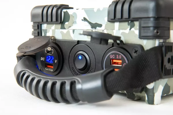 Baterka na ryby s USB-C a PD konektorom Baterka na ryby s USB-C a PD konektorom